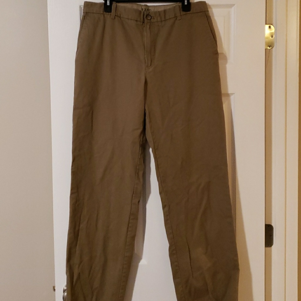 Izod saltwater straightfit pants